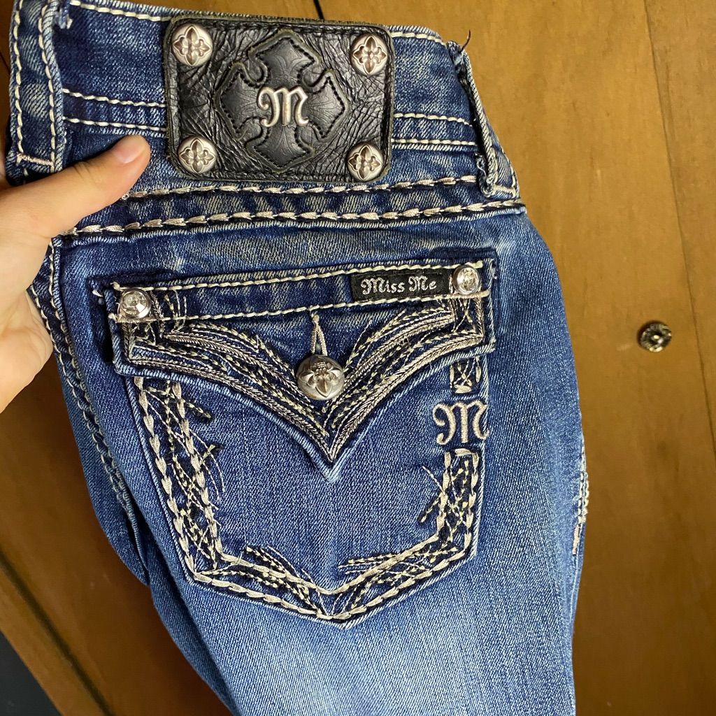 Miss Me Jeans - Signature Rise, Boot Cut